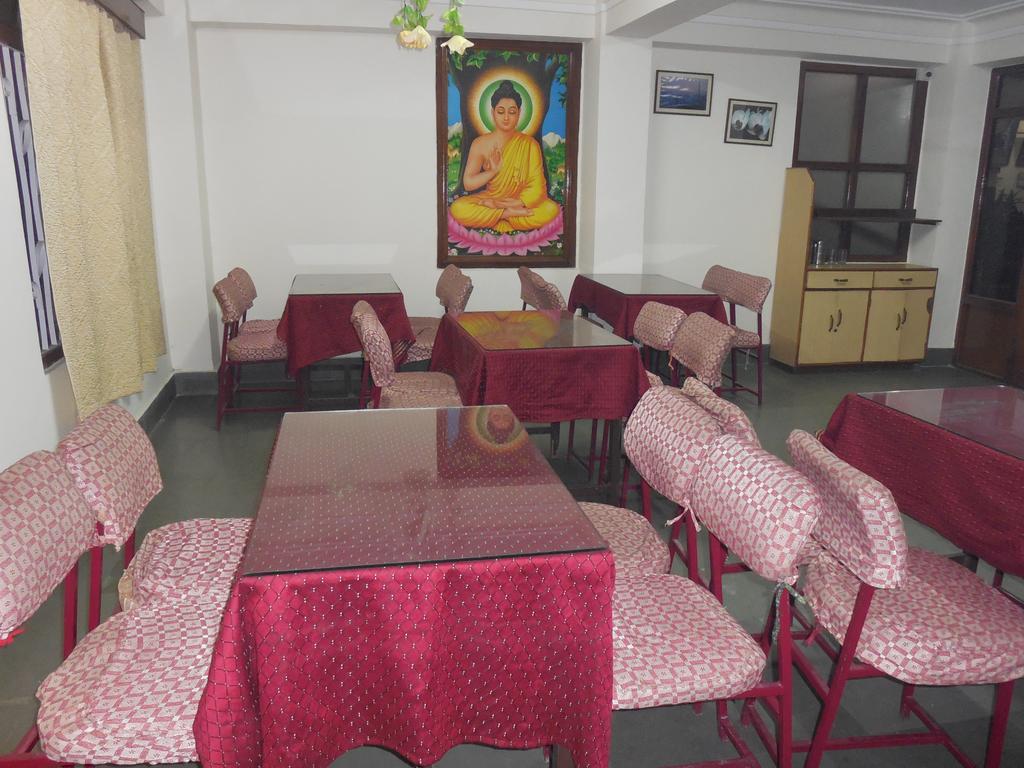 Tashi Thendup Hotel Gangtok Exterior photo
